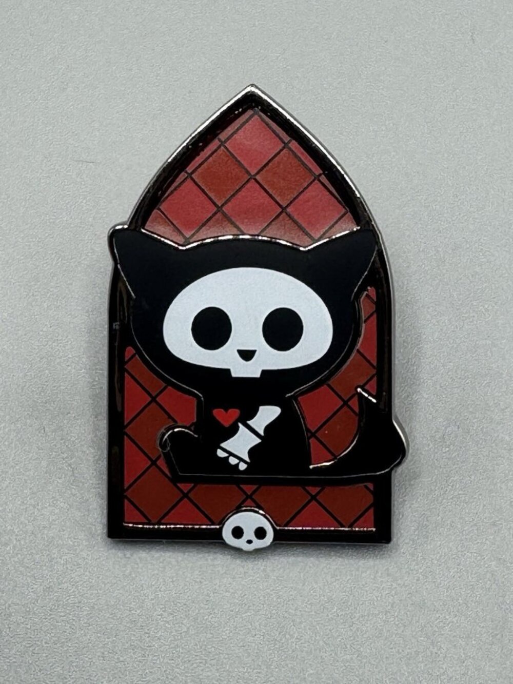 Skelanimals KIT CAT Stained Glass Blind Box Enamel Pin New Open Box
